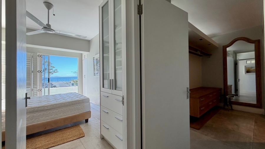 To Let 4 Bedroom Property for Rent in Gordons Bay Village Western Cape